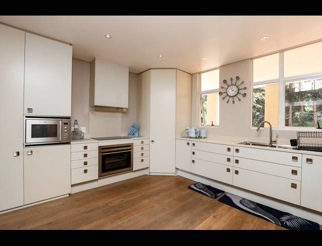 3 BEDROOM APARTMENT FOR SALE IN MORNINGSIDE